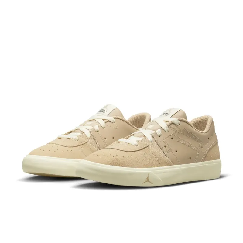 Jordan Series Desert (Women’s) (DN1857-200)