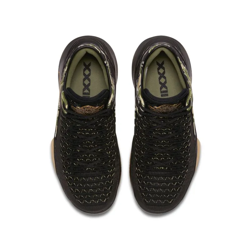 Jordan XXXII Low Camo (GS) (AA1257-021)