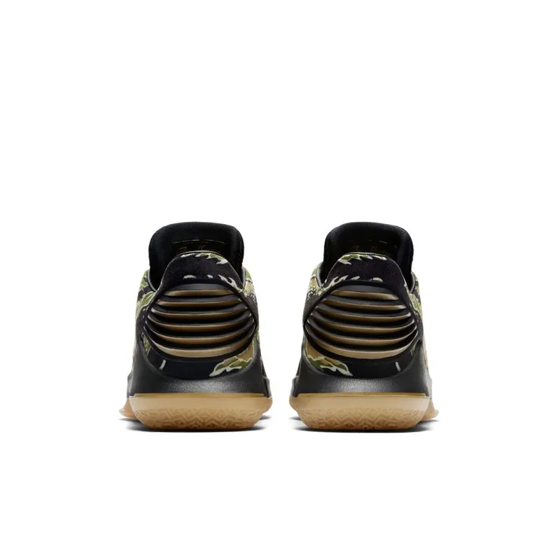 Jordan XXXII Low Camo (GS) (AA1257-021)
