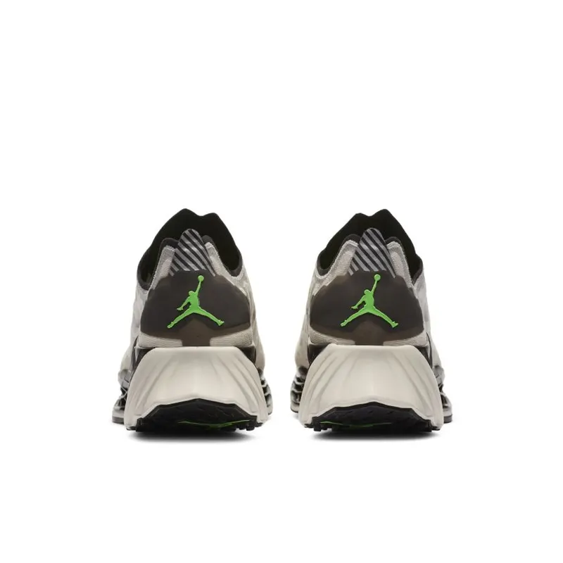 Jordan Zoom Trunner Ultimate Light Orewood Brown (CJ1495-101)