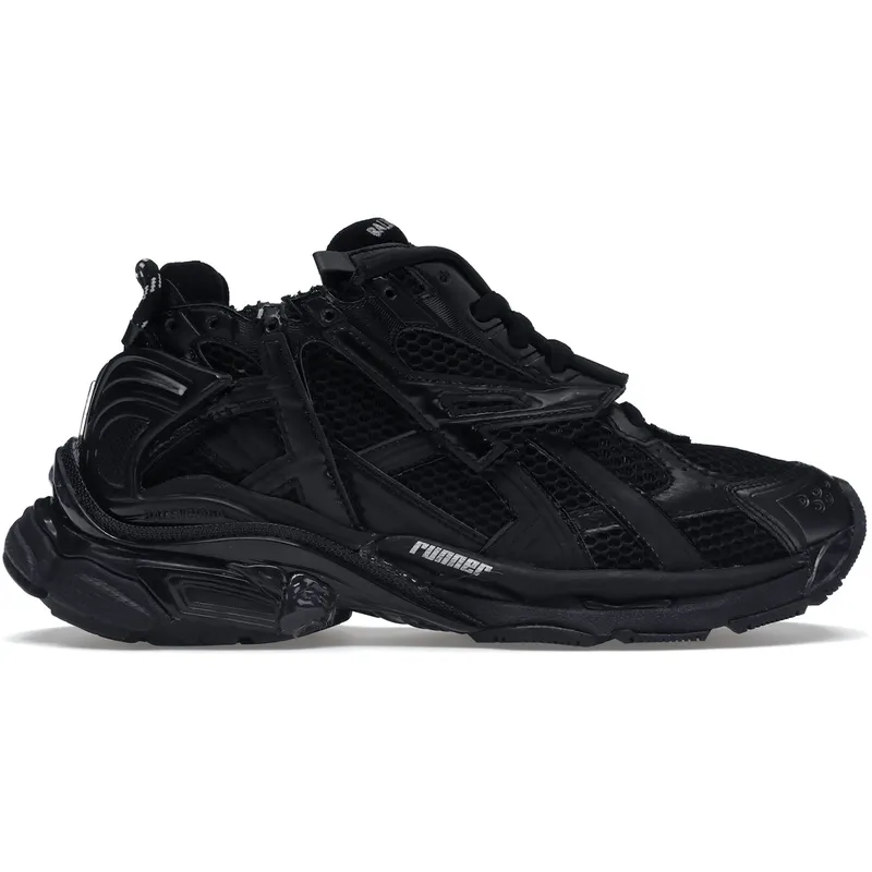 Balenciaga Runner Black (656065W3RA11000 / 677403W3RB11000)