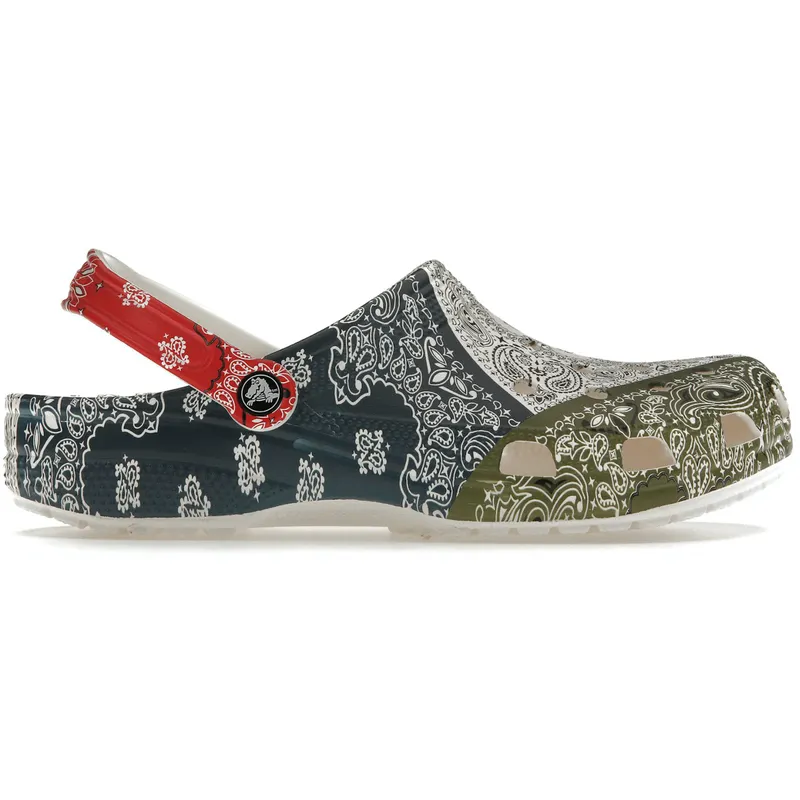 Crocs Classic Fleece Lined Clog Bandana White Red Blue Green (206871-90H)