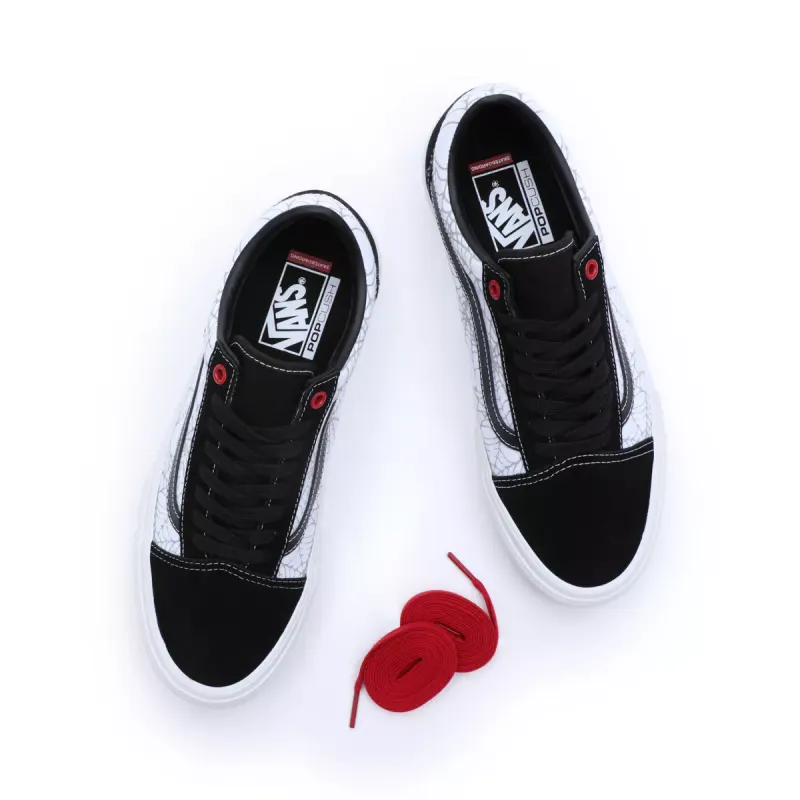 VANS Black Widow Spider Old Skool Zwart (VN0A5FCBBWT)