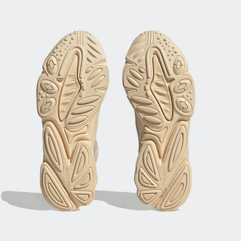 adidas OZWEEGO Wonder Taupe / Wonder Taupe / Sand Strata (H06147)