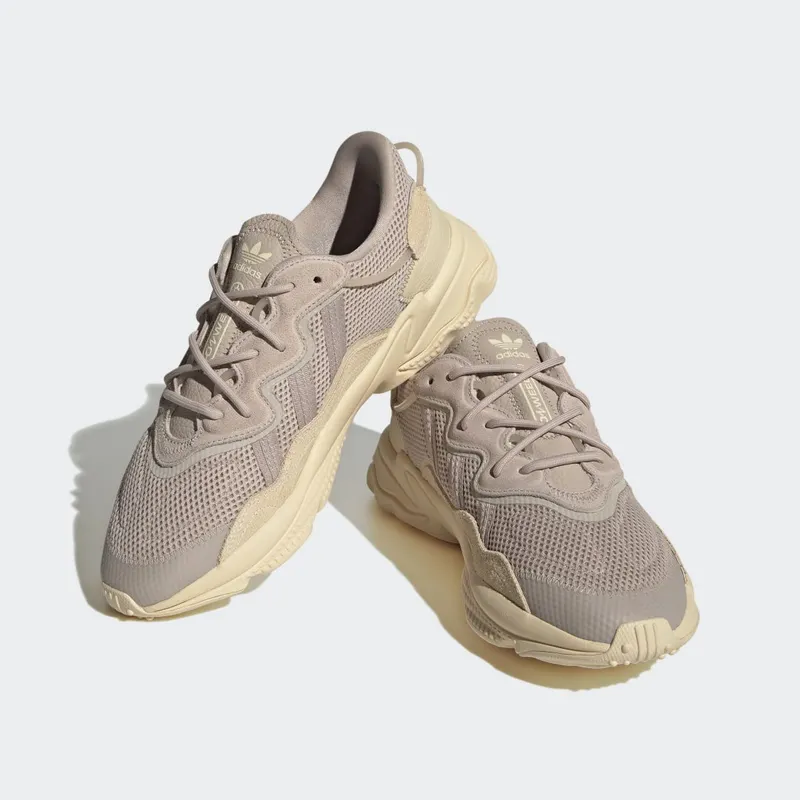 adidas OZWEEGO Wonder Taupe / Wonder Taupe / Sand Strata (H06147)