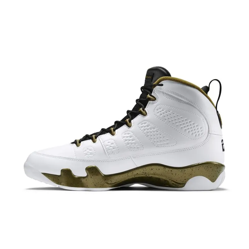 Jordan 9 Retro Statue (302370-109)