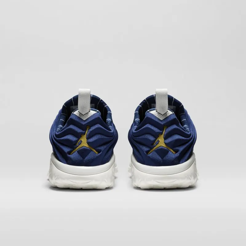 Jordan Flight Flex Trainer Jeter RE2PECT (715855-402)