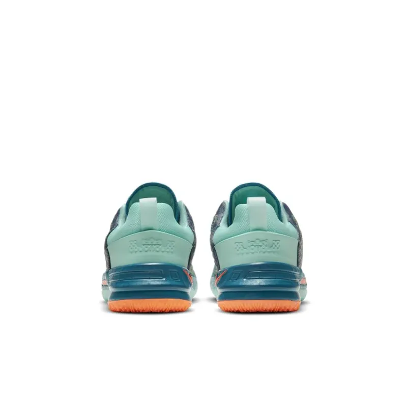 LeBron 18 LeBron James Family Foundation We Are Family (PS) (CT4710-300)