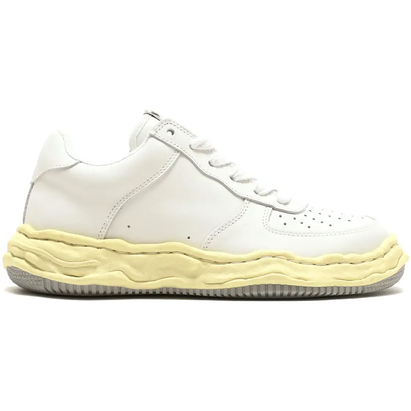 Mihara Yasuhiro Wayne Leather Low White Cream Sole (A09FW730-WHITE)