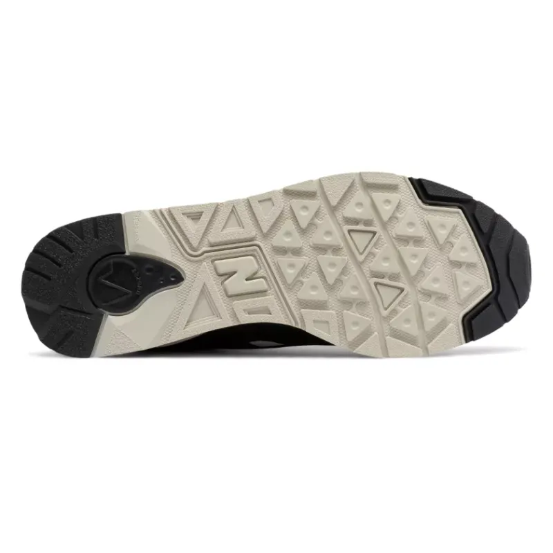 New Balance 1600 Black Beige (CM1600WB)