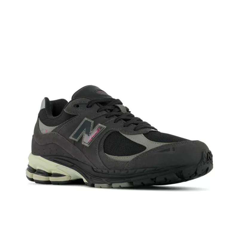 New Balance 2002R Black Grey (M2002RGV)