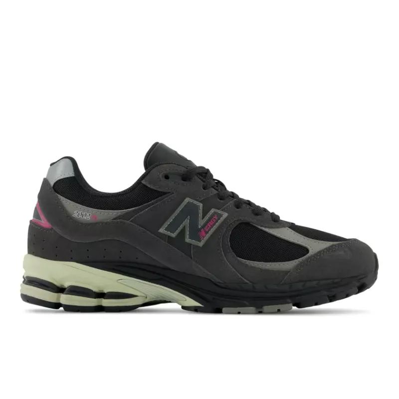 New Balance 2002R Black Grey (M2002RGV)
