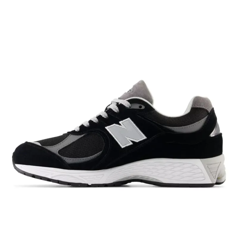 New Balance 2002R Gore-Tex Black Castlerock (M2002RXD)