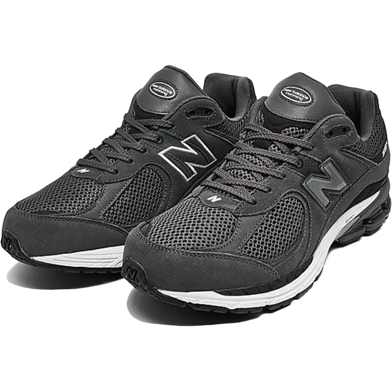 New Balance 2002R Magnet Black (M2002RMT)