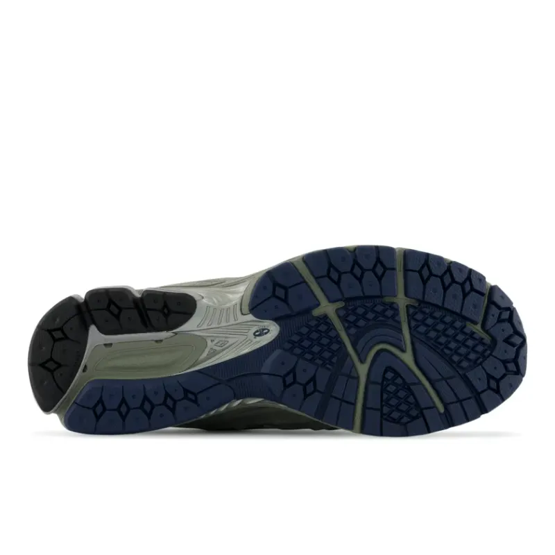 New Balance 2002R Mule Dark Grey Dark Navy (M2002RMX)