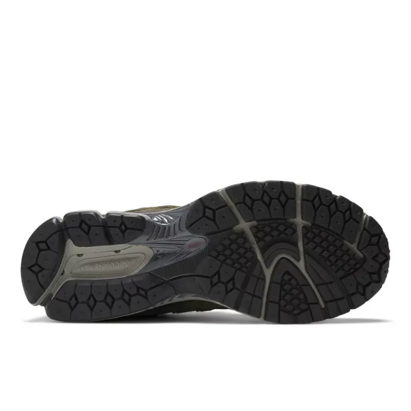 New Balance 2002R Protection Pack Dark Moss (M2002RDN)