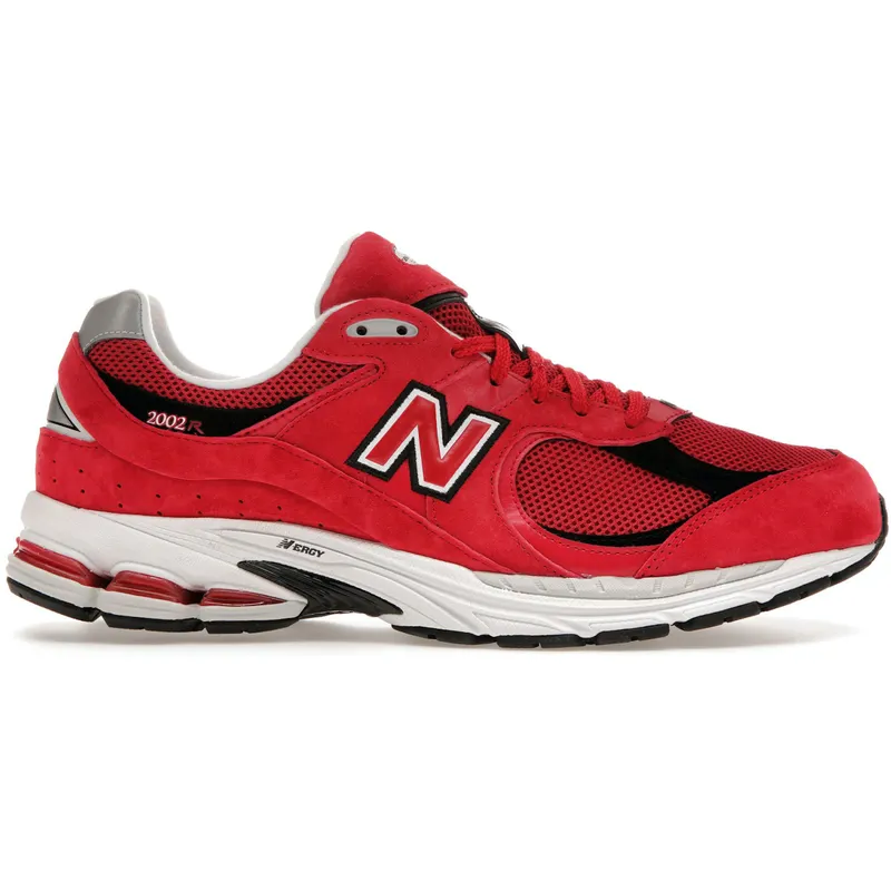 New Balance 2002R Team Red (M2002RDR)