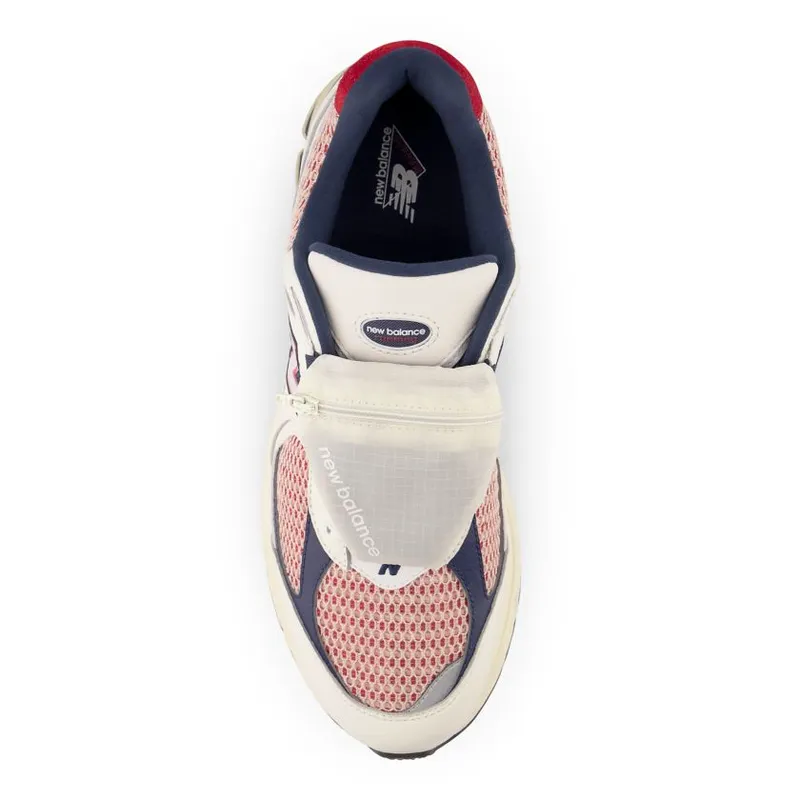 New Balance 2002R Team Red Navy Pouch (M2002RVE)