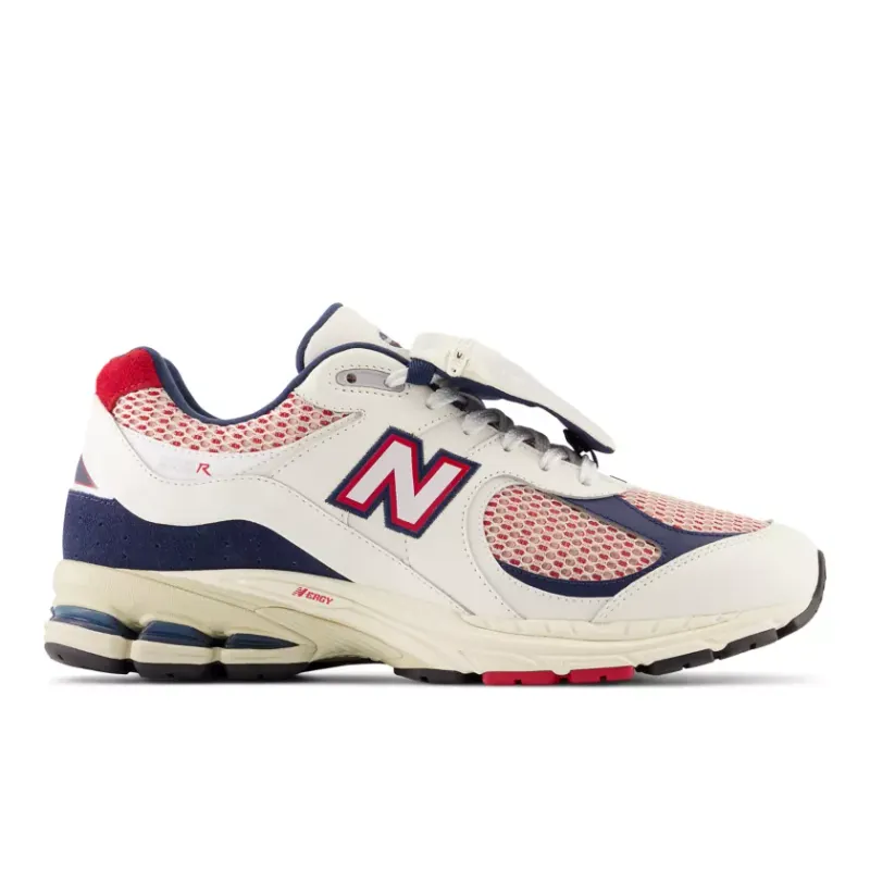 New Balance 2002R Team Red Navy Pouch (M2002RVE)
