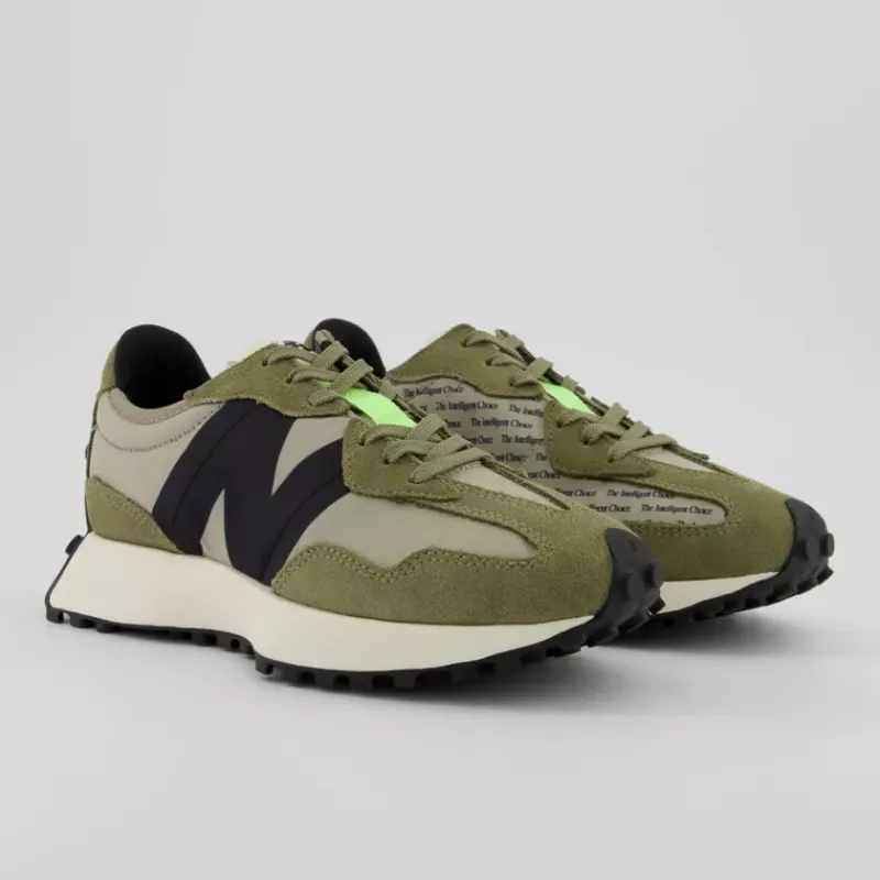 New Balance 327 Aluminum (Women’s) (WS327BB)