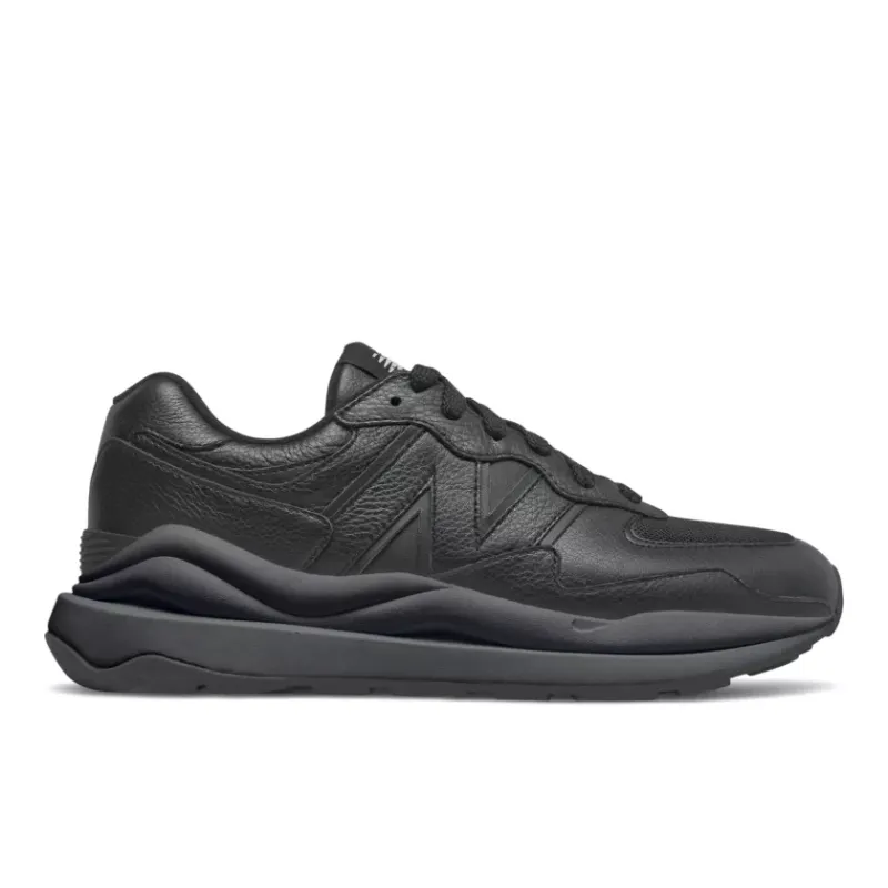 New Balance 57/40 Black (M5740LL)