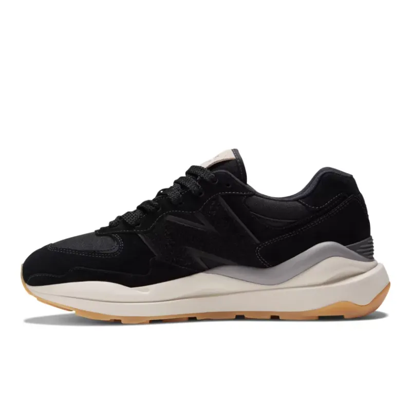 New Balance 57/40 GORE-TEX Black Sea Salt Moonbeam (M5740GXB)