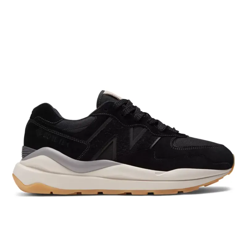 New Balance 57/40 GORE-TEX Black Sea Salt Moonbeam (M5740GXB)