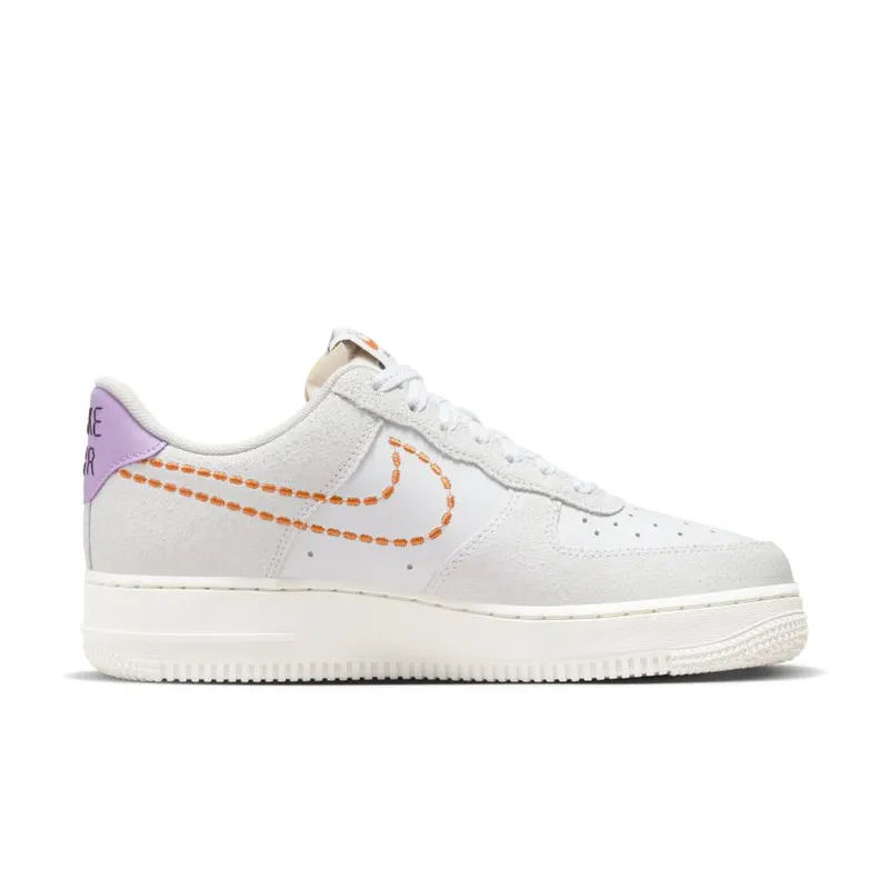 Nike Air Force 1 Low ’07 SE Nike 101 (Women’s) (DX2348-100)