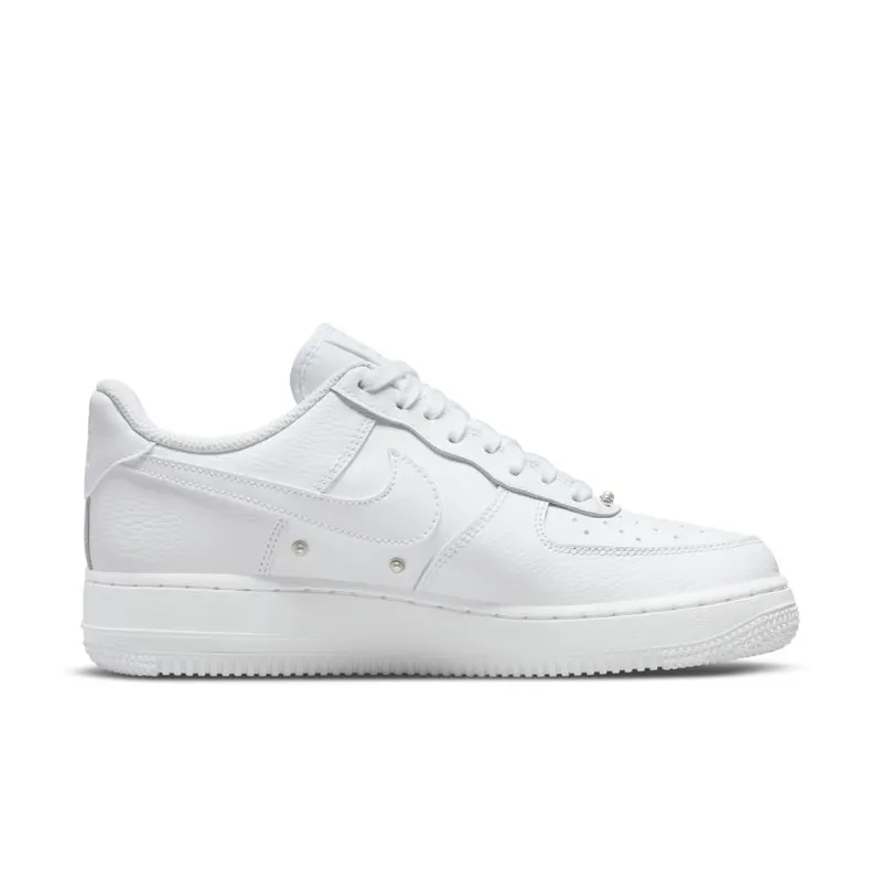 Nike Air Force 1 Low ’07 SE Pearl White (Women’s) (DQ0231-100)