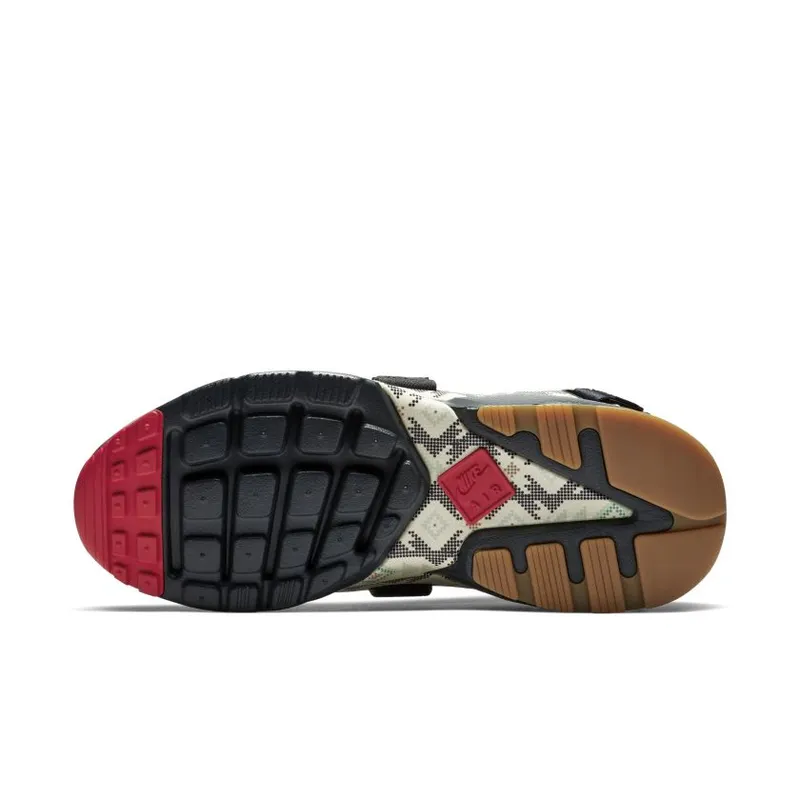 Nike Air Huarache City Utility N7 (Women’s) (AT6170-001)