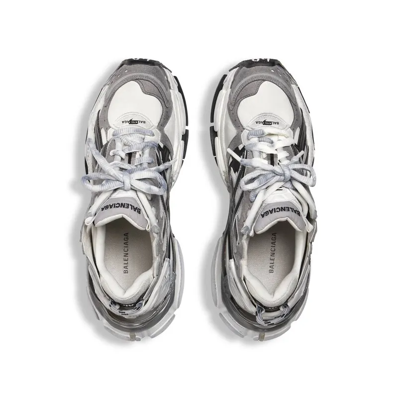 Balenciaga Runner Sneaker Grey (772767W3RNY9012)
