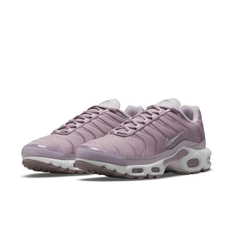 Nike Air Max Plus Plum Fog (Women’s) (DJ5421-500)