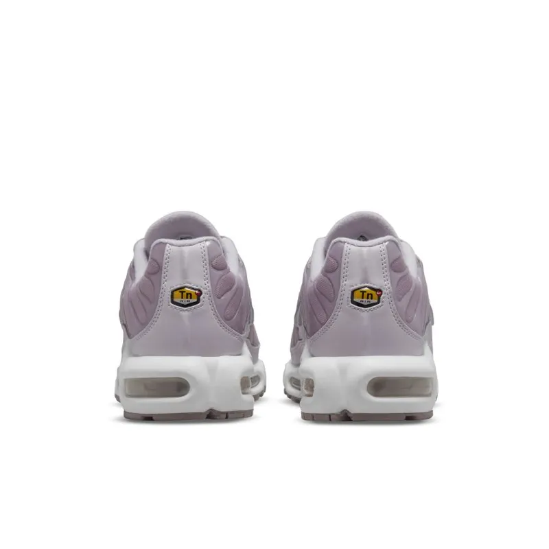 Nike Air Max Plus Plum Fog (Women’s) (DJ5421-500)