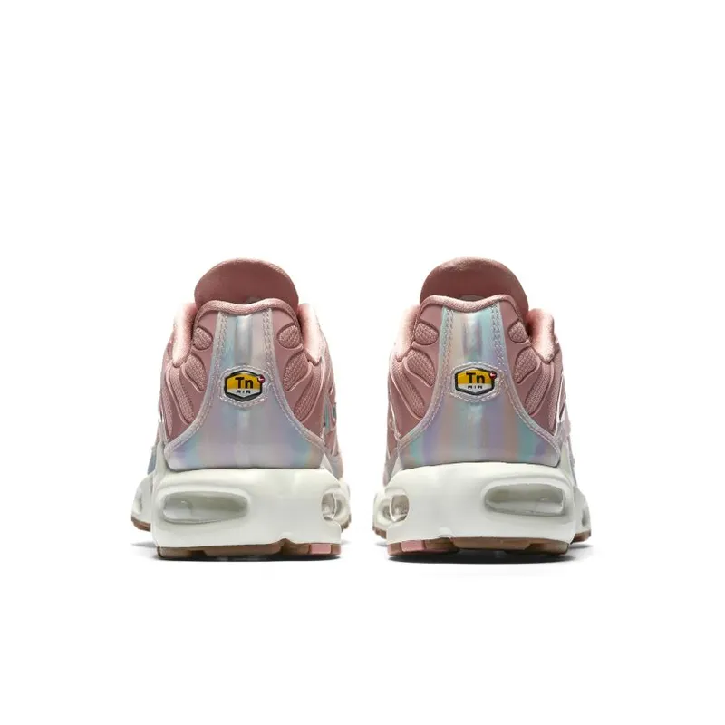 Nike Air Max Plus Red Stardust (Women’s) (862201-600)