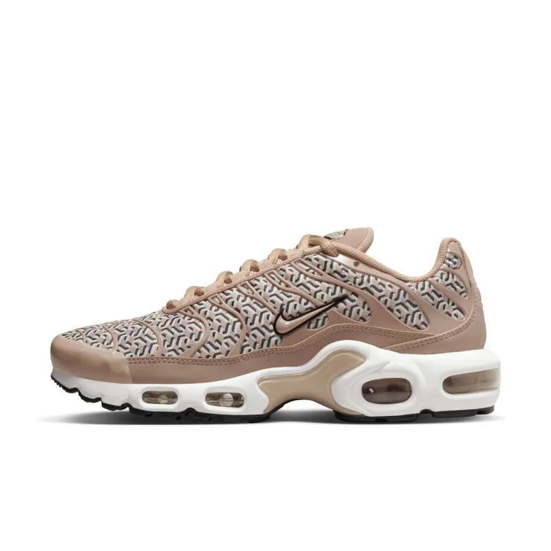 Nike Air Max Plus United in Victory (Women’s) (FB2557-200)