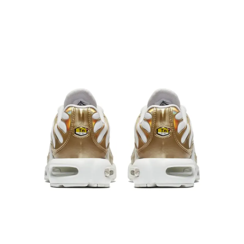 Nike Air Max Plus Vast Grey Metallic Gold (Women’s) (605112-054)