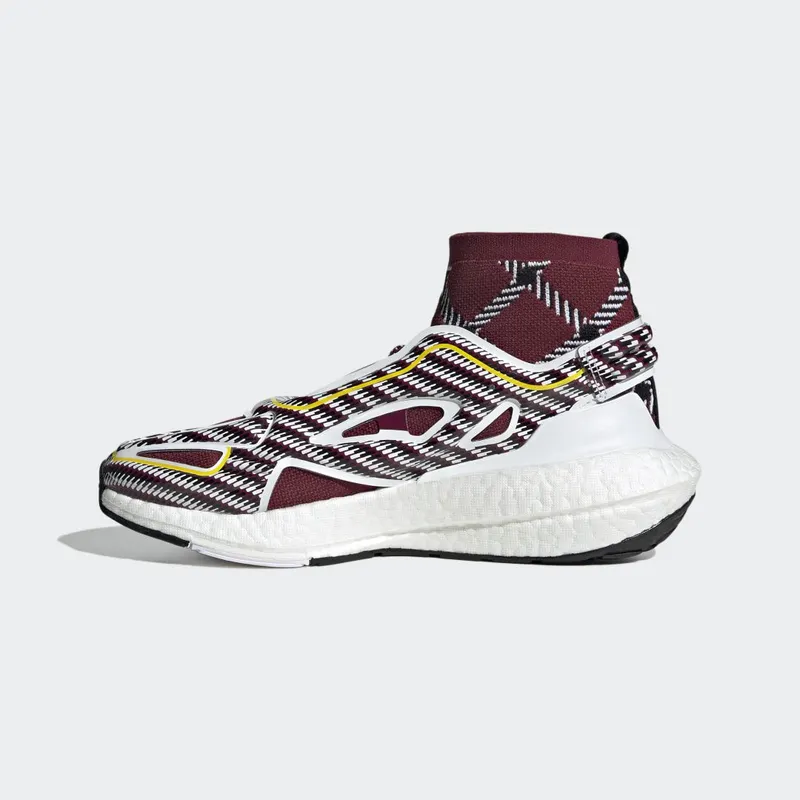 adidas adidas by Stella McCartney Ultraboost 22 Elevated Collegiate Burgundy / Cloud White / Yellow (GY4415)