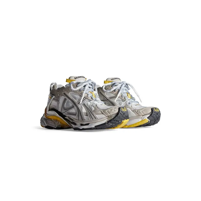Balenciaga Runner Sneaker Grey (772767W3RNY9170)