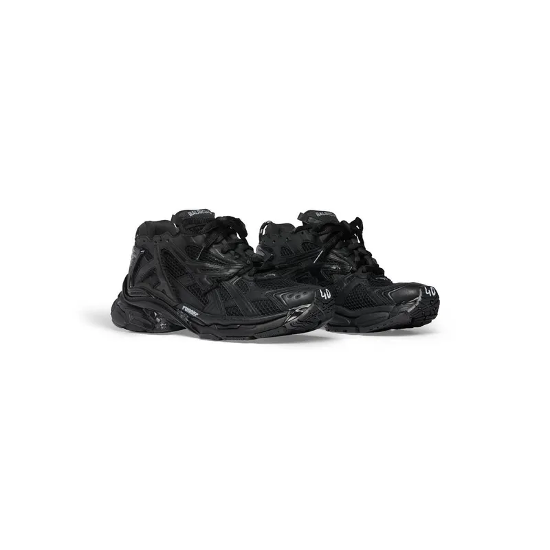 Balenciaga Runner Sneaker Black (677402W3RBT1000)