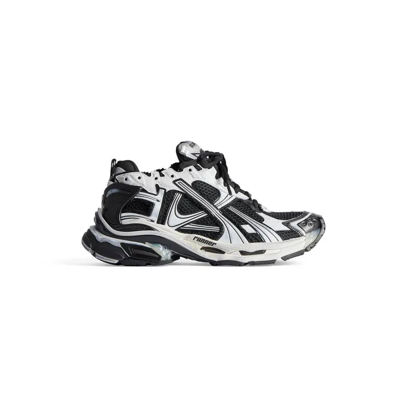 Balenciaga Runner Sneaker White (772774W3RMU9010)