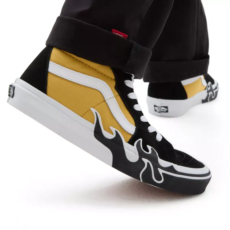 VANS Sk8-hi Flame Zwart (VN0005UJY23)