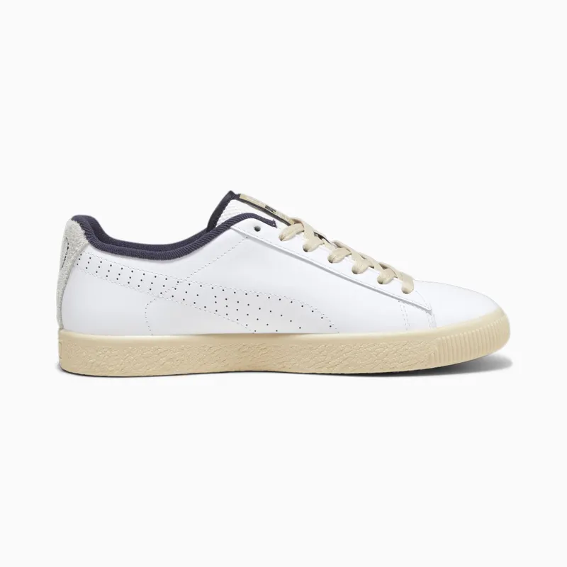 Puma Clyde Service Line Wit (393088-01)