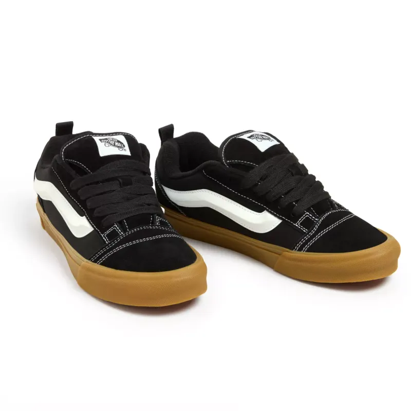 VANS Knu Skool Zwart (VN0009QCB9M)