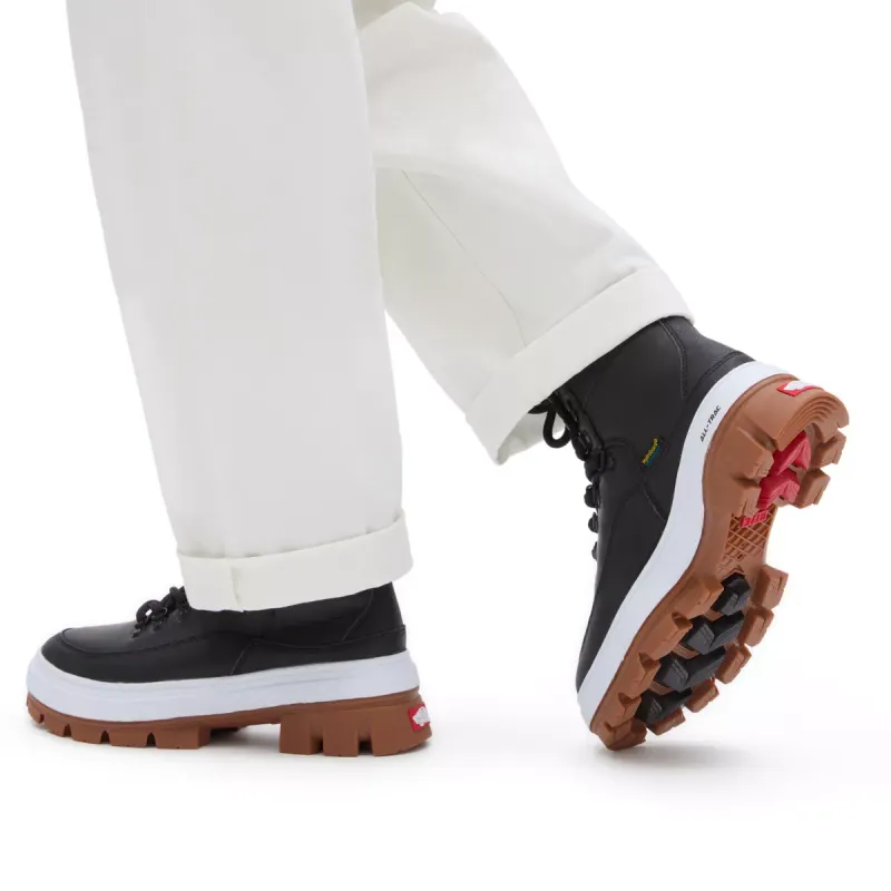 VANS Leren Colfax Elevate Mte-2 Zwart (VN000BVS6BT)