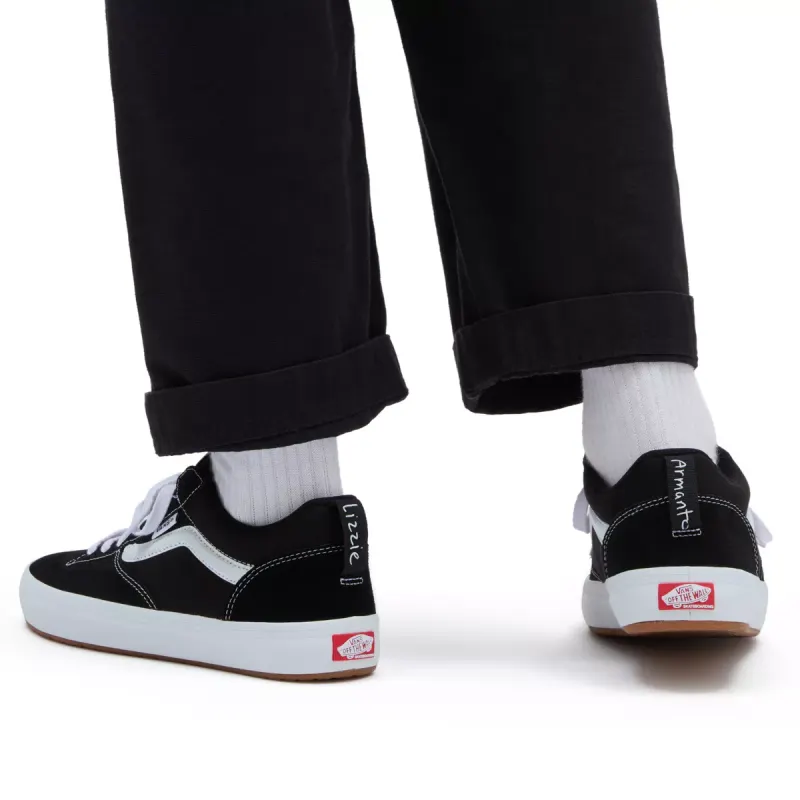 VANS Lizzie Low Zwart (VN000CBTBA2)