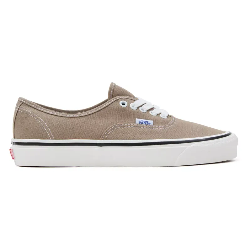 VANS Anaheim Factory Authentic 44 Dx Geel (VN0A38ENOAL)