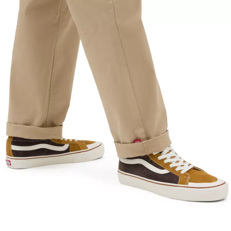 VANS Salt Wash Corduroy Sk8-hi 138 Decon Vr3 Sf Goudkleurig (VN0A4BX7AN2)