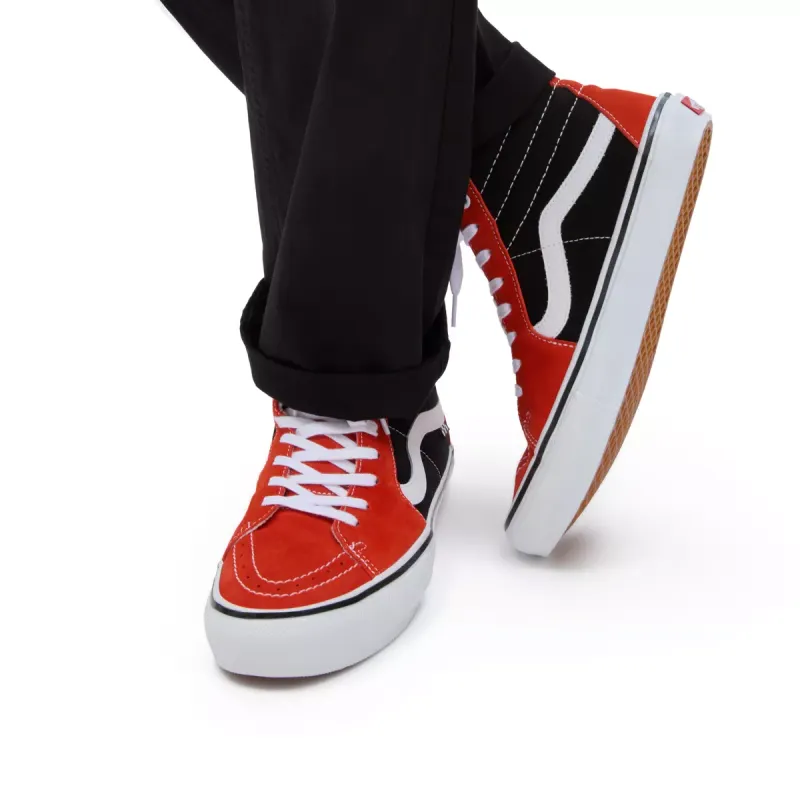 VANS Skate Sk8-hi Rood (VN0A5FCCY25)