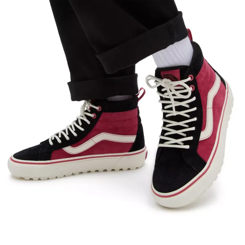 VANS Sk8-hi Mte-1 Rood (VN0A5HZYZLD)