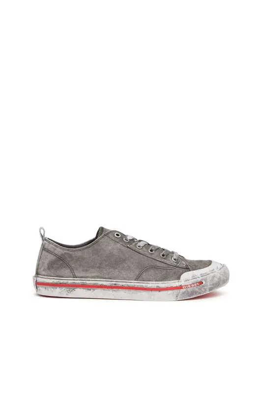 Diesel S-athos Low (Y02882P4751 https://nl.diesel.com/en/sneakers/s-athos-low/Y02882P4751.htm)